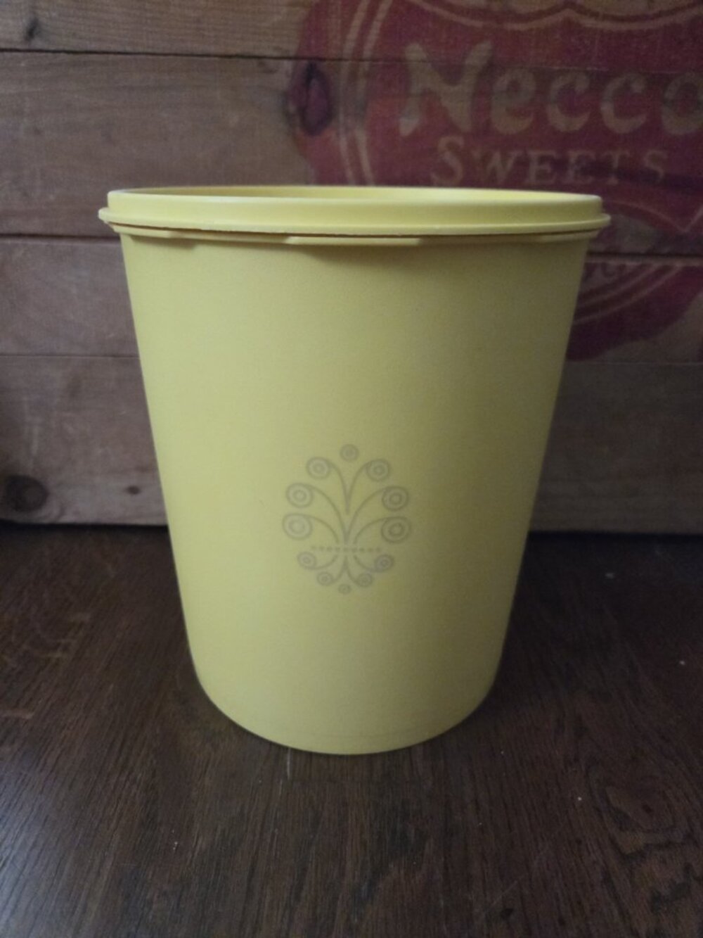 Vintage Tupperware Yellow 8.5" Servalier Canister 805-6
